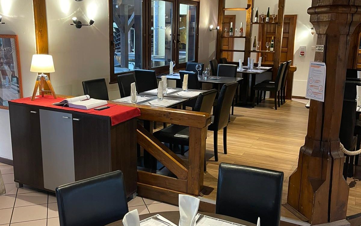 Quels plats typiques peut-on déguster dans un restaurant traditionnel alsacien ? Barr